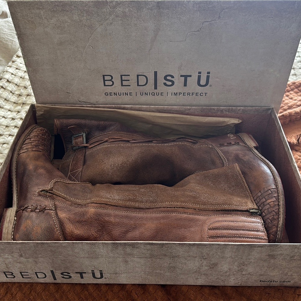BedStu knee high boot